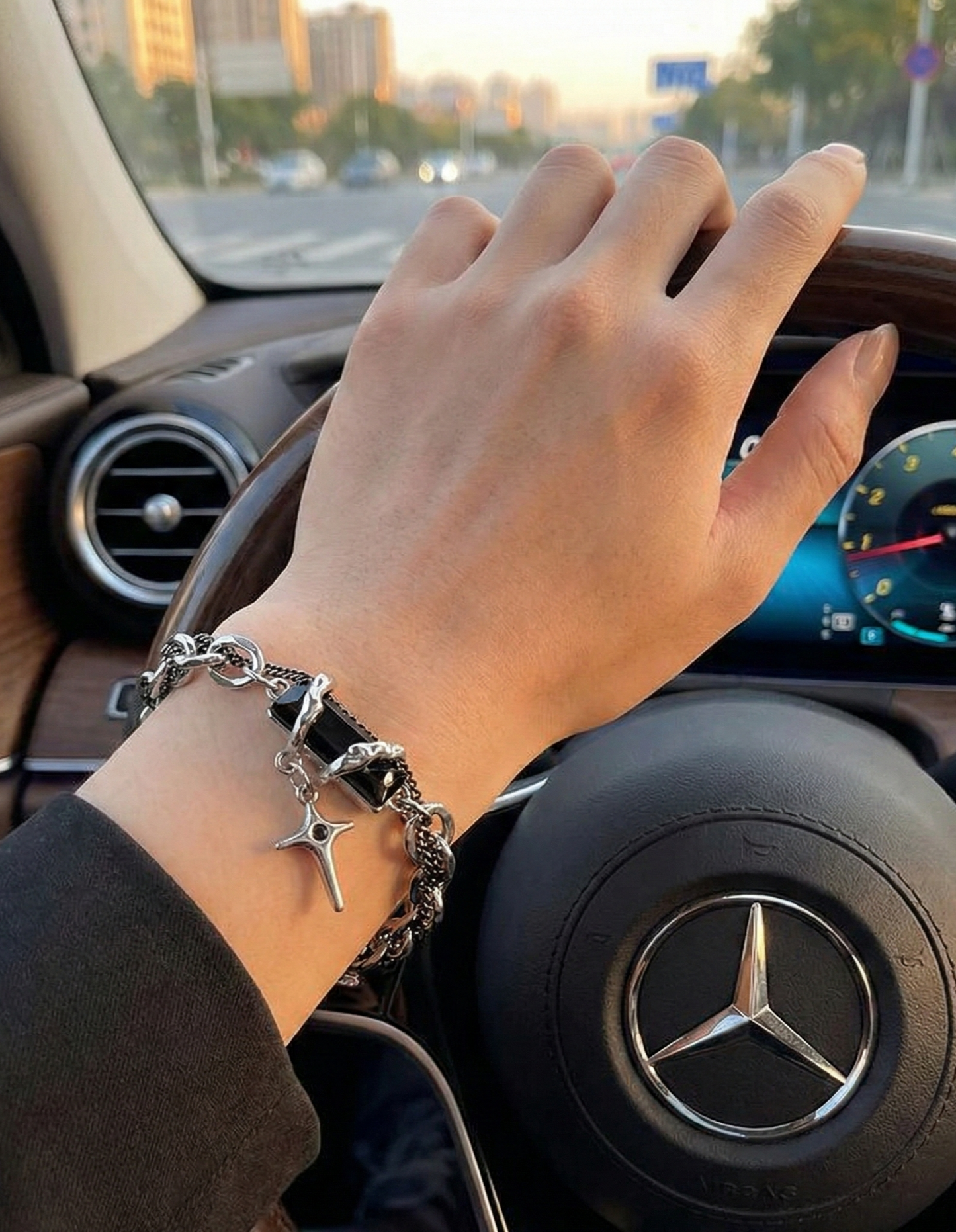 MIDNIGHT STAR BRACELET