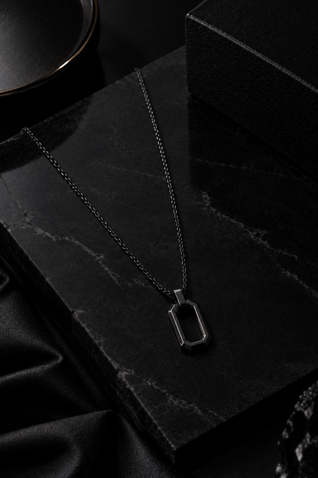 Geometric Link Pendant
