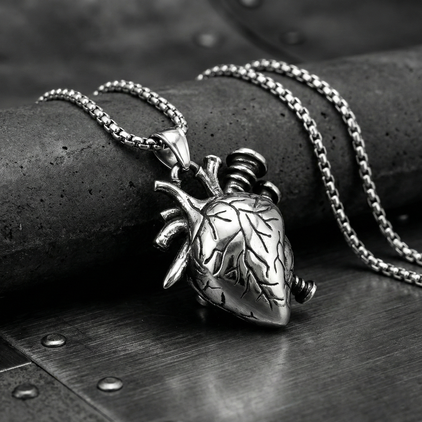 IRONHEART PENDANT