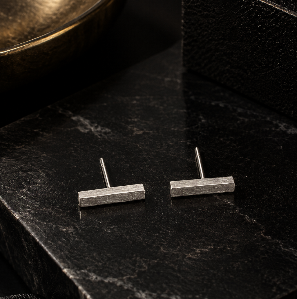 Brushed Bar Studs