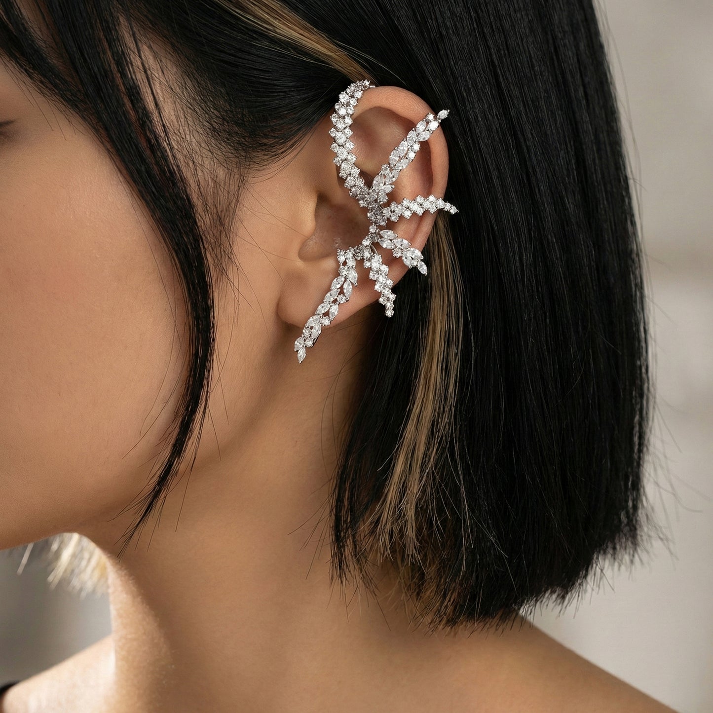 The Forever Shine Earcuff (single side)
